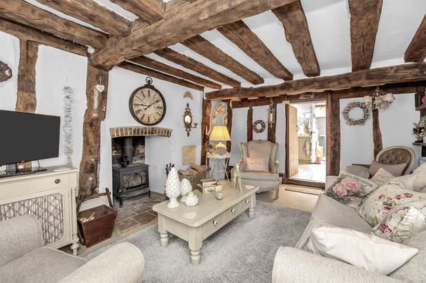 2 bedroom cottage to rent - Photo 1