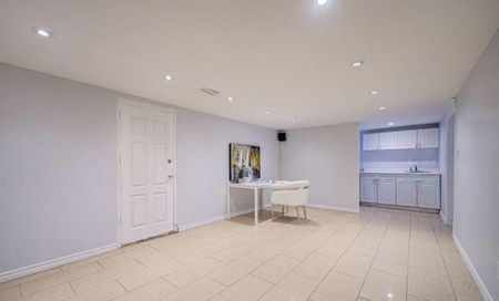 For Lease - 61 Kingslake Road, Toronto, Ontario - Photo 3