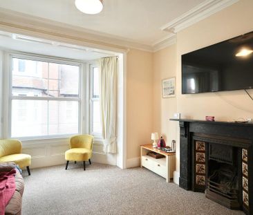 4 bedroom townhouse to rent - Photo 2