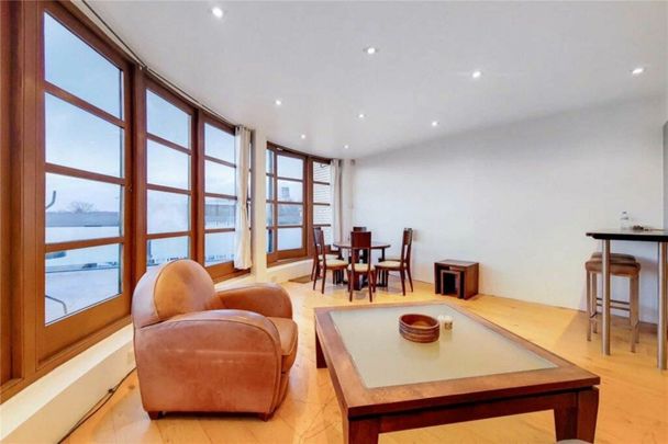 Wandsworth High Street, Wandsworth, SW18 - Photo 1