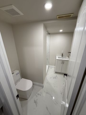 For Lease - 80 Chrysler Crescent Unit# Lower, Cambridge, Ontario - Photo 5