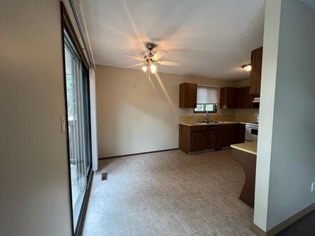 2 Bedroom Unit in Normandeau!! - Photo 3