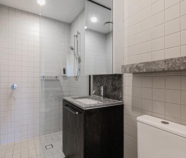 Modern 2 Bedroom Apartment with City Views Near Green Square & East... - Photo 6