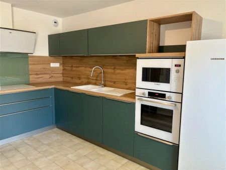 Location maison 5 pièces - 150.05m² à Montchenu (26350) - Photo 2