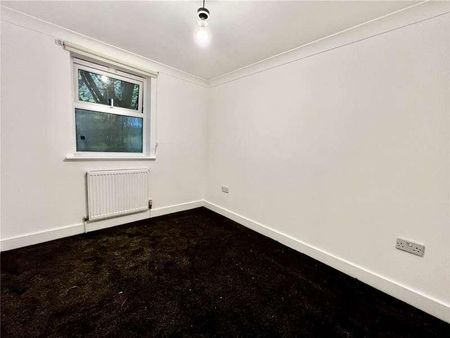 Surrey Road, Poole, BH12 - Photo 5