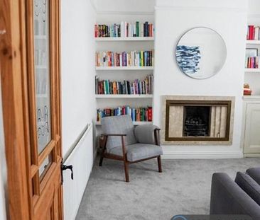 3 bedroom end of terrace house to rent - Photo 3