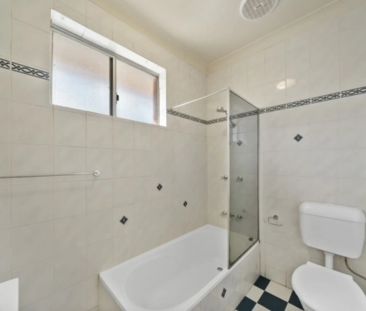 Space, Comfort & Convenience - Photo 6