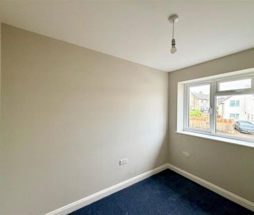 4 bedroom detached house to rent - Photo 6
