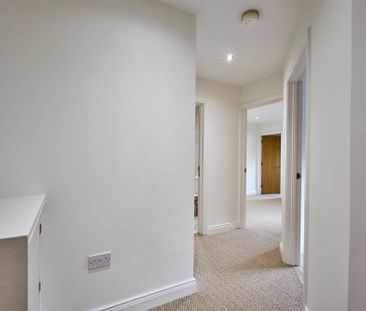 12D The Esplanade, Holywood, BT18 9JP - Photo 6