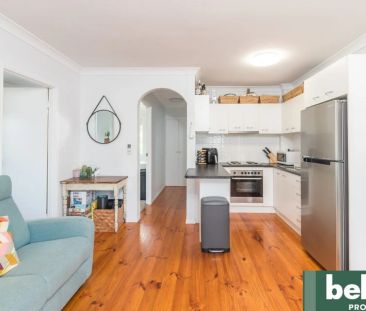 Stylish Second-Floor Apartment in Vibrant Stones Corner - Photo 1