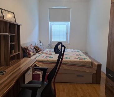Schillerstraße 55: Hübsche, sonnige Wohnung mit ablösefreier Küche,... - Photo 5