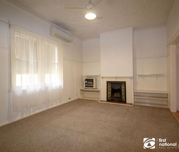 CLOSE TO SCHOOL & SHOPS - Photo 6