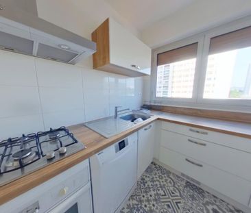 Location Appartement 4 pièces 87m² POITIERS 86000 - Photo 6
