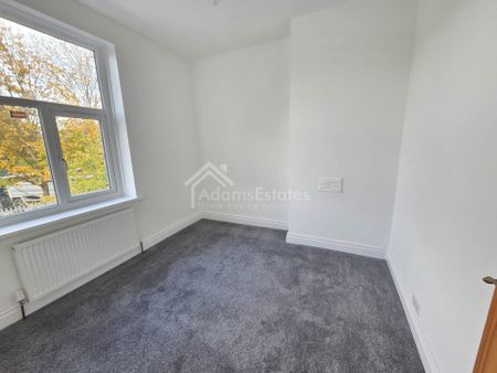 Price £850 pcm - Available Now - Unfurnished - Photo 2