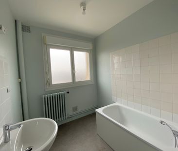 Location - Appartement T4 - 79 m² - Valentigney - Photo 4