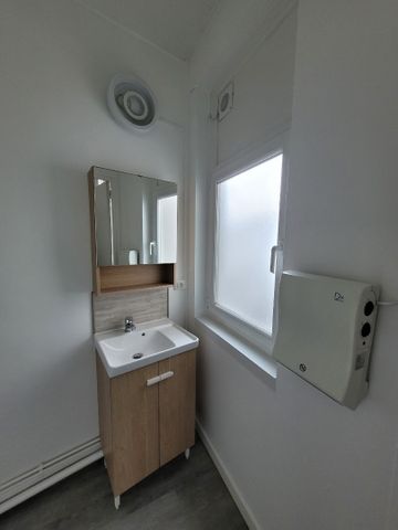 Location Appartement 2 pièces 49m² LENS 62300 - Photo 4
