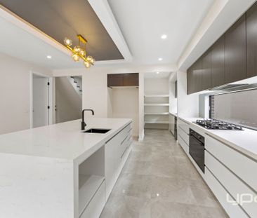 Executive Family Living - Photo 6