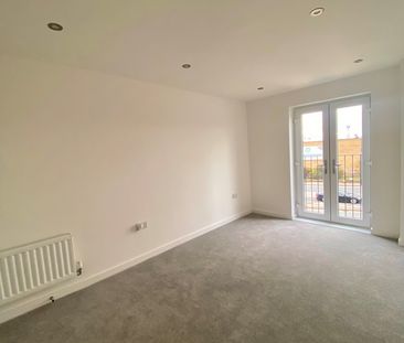 2 Bed Flat, Talbot Road, M32 - Photo 1