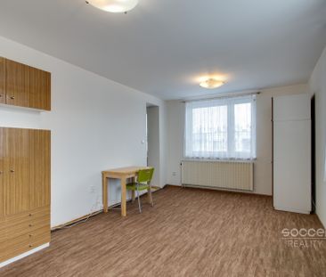 Pronájem bytu 1+1 36 m² - Photo 1