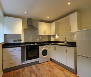 Branksome Wood Road, Bournemouth, - Photo 3