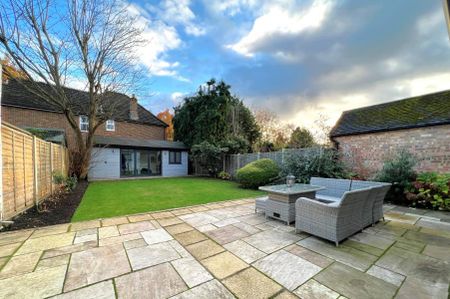 4 bedroom detached bungalow to rent - Photo 5