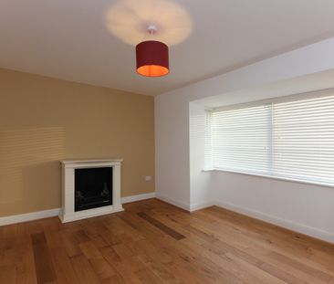 Hampden Square, Heyford Park - Photo 1