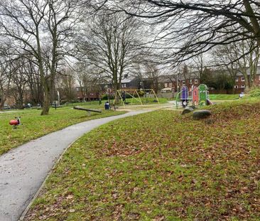 3 bedroom semi-detached house to rent - Photo 1