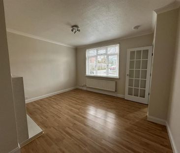 2 bedroom semi-detached house to rent - Photo 3