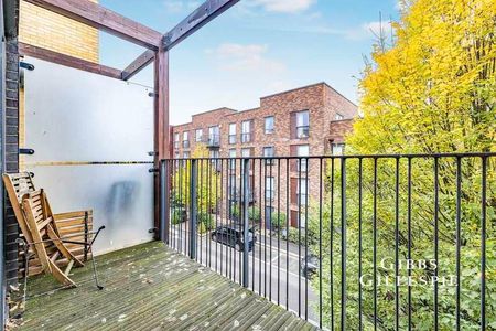 Howard Road, Stanmore, HA7 - Photo 3