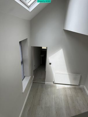 4 bedroom detached house to rent - Photo 1