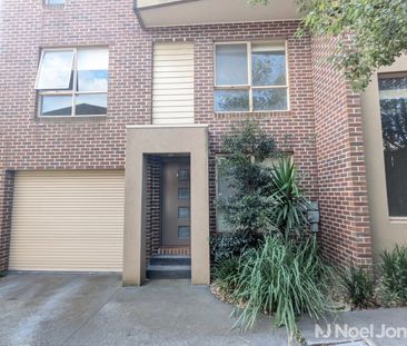 3/32 New Street, RINGWOOD - Photo 2