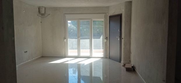 Μεζονέτα 100 τ.μ. προς ενοικίαση - Photo 1