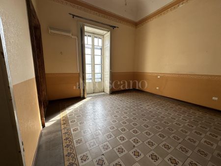 Casa a Catania in Stazione Centrale , Piazza dei Martiri - Photo 4