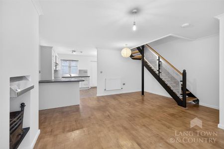 NORTH HILL - Photo 3