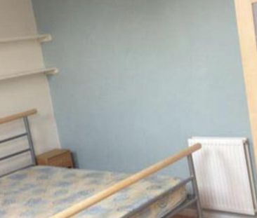 4 bedroom house to rent - Photo 1