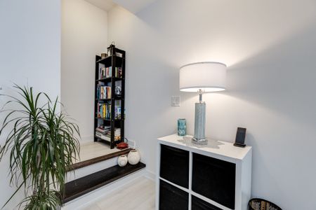 For Lease - 331 Broward Way Unit# 130, Innisfil, Ontario - Photo 3