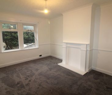 Broadgate Lane, LS18 - Photo 1