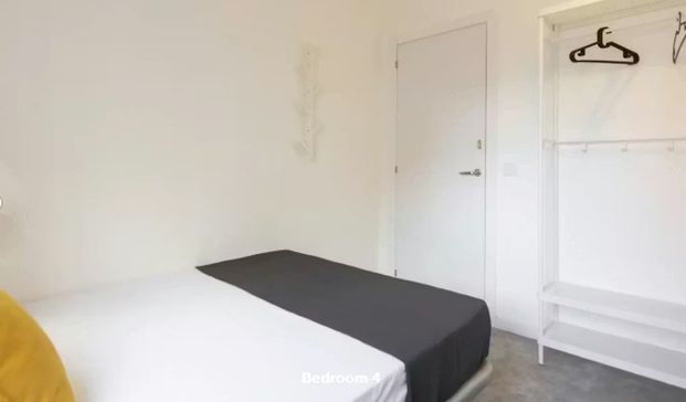 Avenida del Monte Igueldo, Madrid, Community of Madrid 28053 - Photo 1