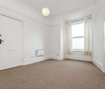 1 bedroom apartment to rent Langton Court, Langton Road, Worthing, ... - Photo 2