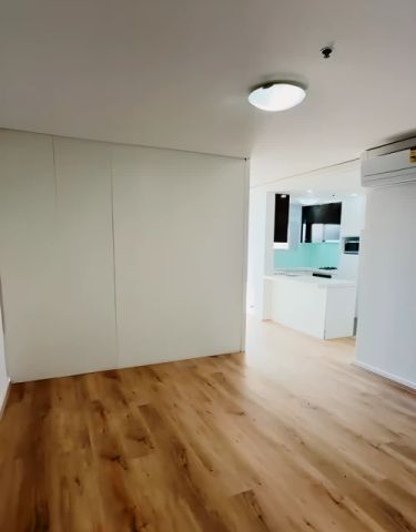 3 bed 2 bath - Photo 2