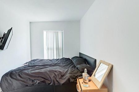 5 bedroom flat to rent - Photo 4