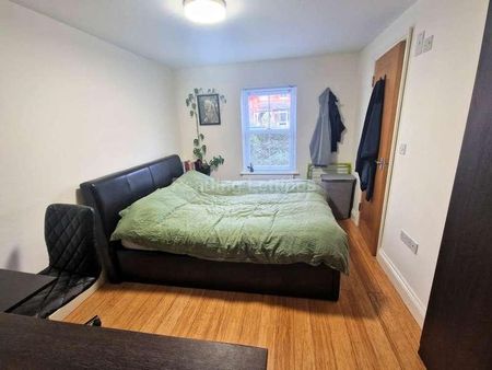 South View Avenue, Caversham, RG4 - Photo 2