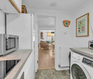 2 Bed Semi-Detached House, Millfield Cottages, BN2 - Photo 5