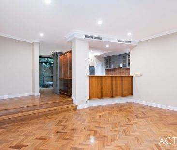 13 Hotchin Street, - Photo 1