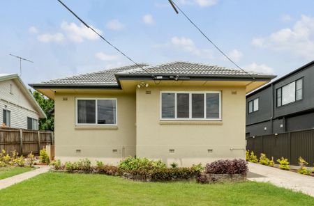 96 Miller Street, Chermside QLD, Belconnen - Photo 2