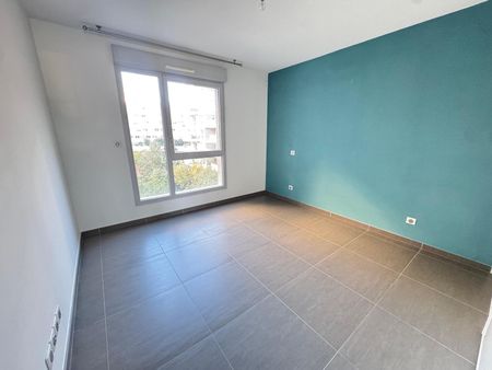 Location Appartement 3 pièces 67m² CASTELNAU LE LEZ 34170 - Photo 4