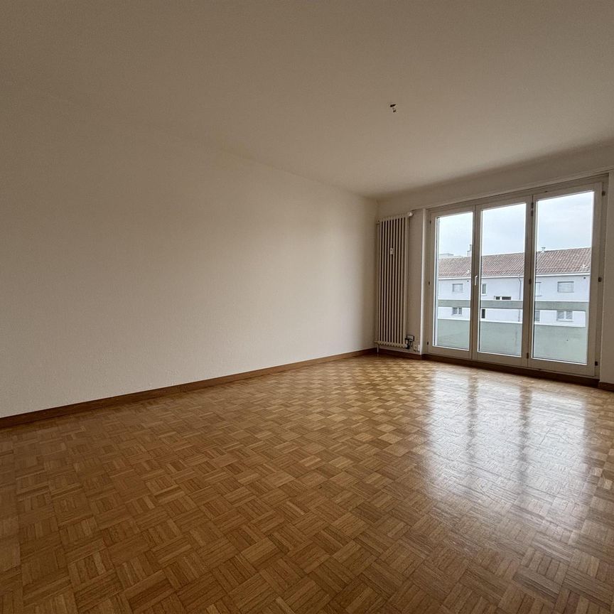 Geräumige 4.5 Zimmerwohnung in ruhigem Quartier - Foto 1