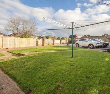 School Road - Photo 6