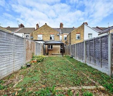 Watford, Watford, WD18 - Photo 1