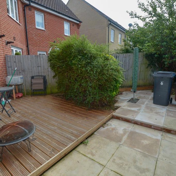 3 bedroom terraced house to rent - Photo 1